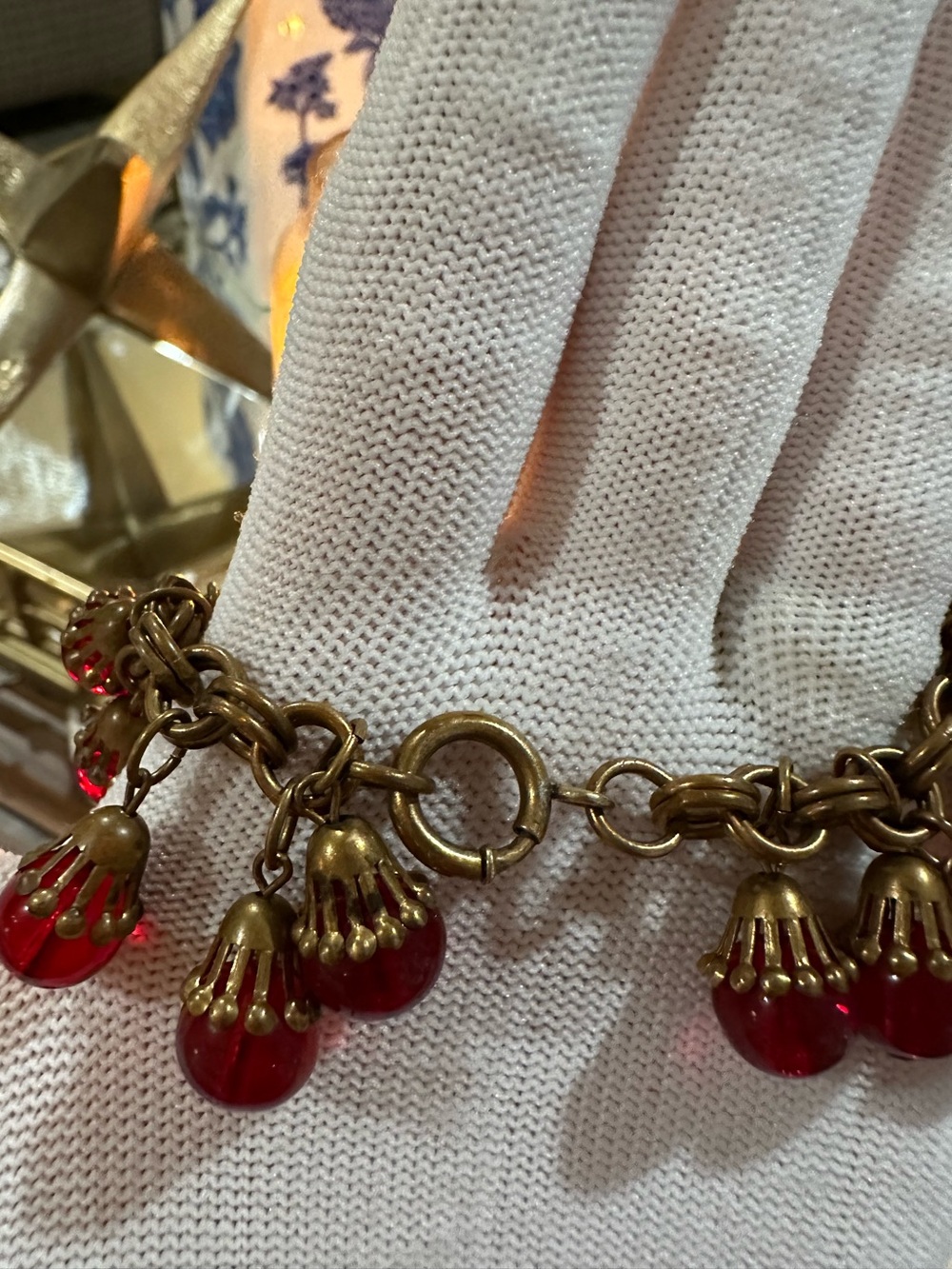1950s West Germany Style Red Glass Dangle Cluster Bracelet Antiqued Brass - Picture 9 of 9
